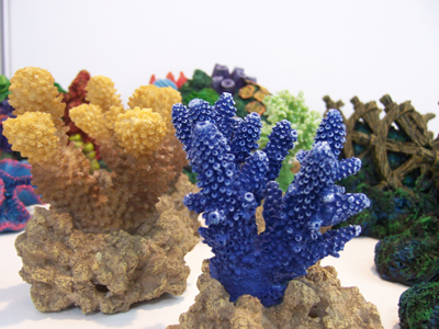 人工珊瑚採用的是環保無毒材料 